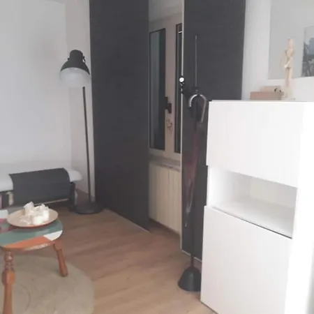Monolocale Moderno. Recentemente Ristrutturato Apartment La Spezia Exterior photo
